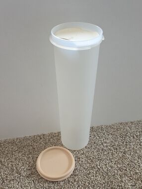Vintage Tupperware Spaghetti Keeper
